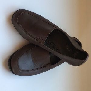 Hush puppies size 10W women’s